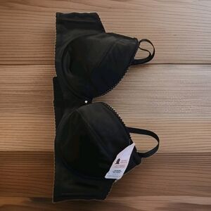 ☕️NWT HAO MEI MADE IN TAIWAN UNDERWIRE BRA SIZE 38B